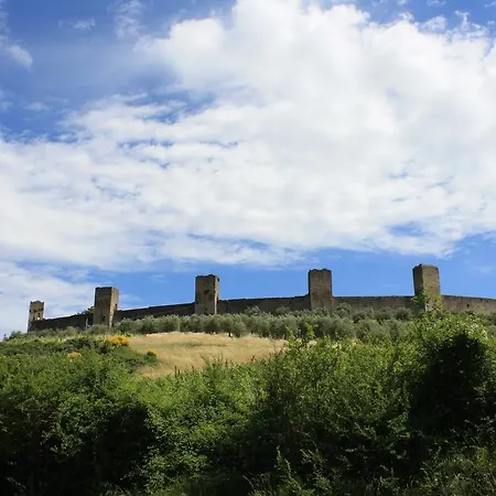 Il Giardino Dieci Bed & Breakfast Monteriggioni